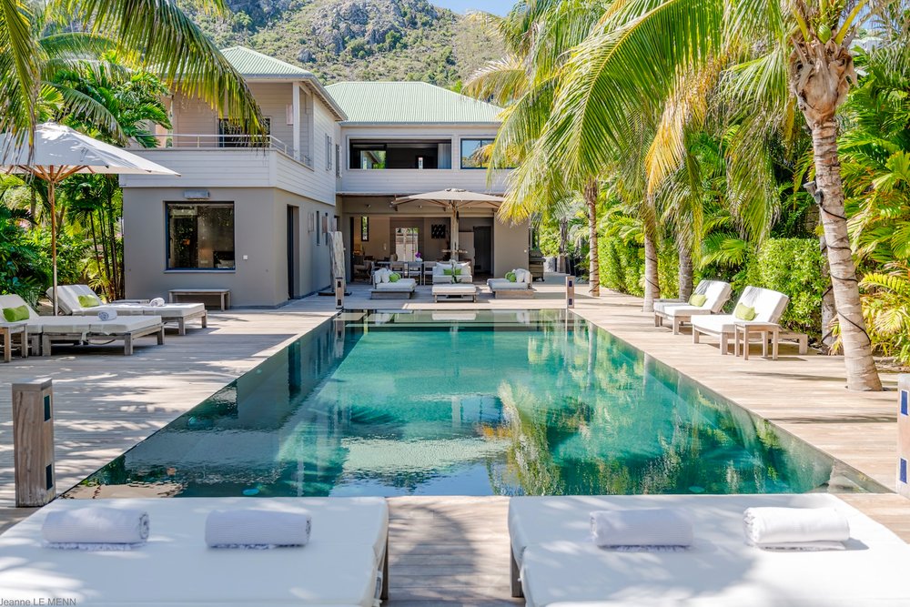 Villa-K-exterior-pool-area