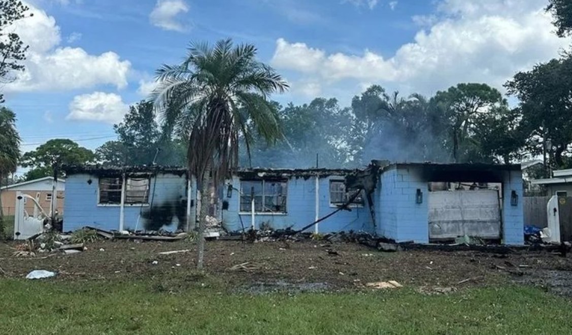 Realtor-dot-com_Smoldering-Florida-home-for-sale-image