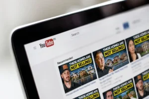 The-Real-Estate-YouTube-Format-Outperforming-Across-Local-Markets_Bobby-Kawecki_BAM-featured-image